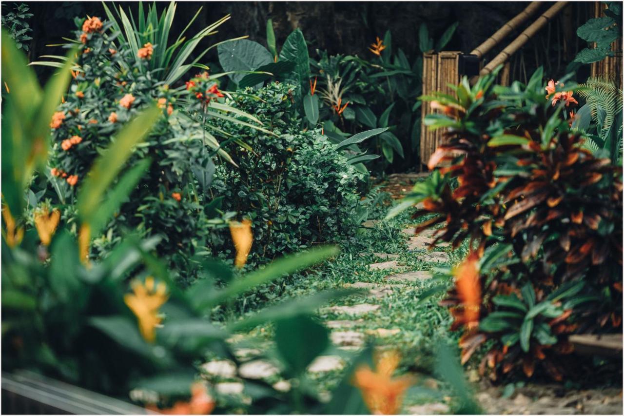 Trang An Ecolodge Ninh Binh Buitenkant foto
