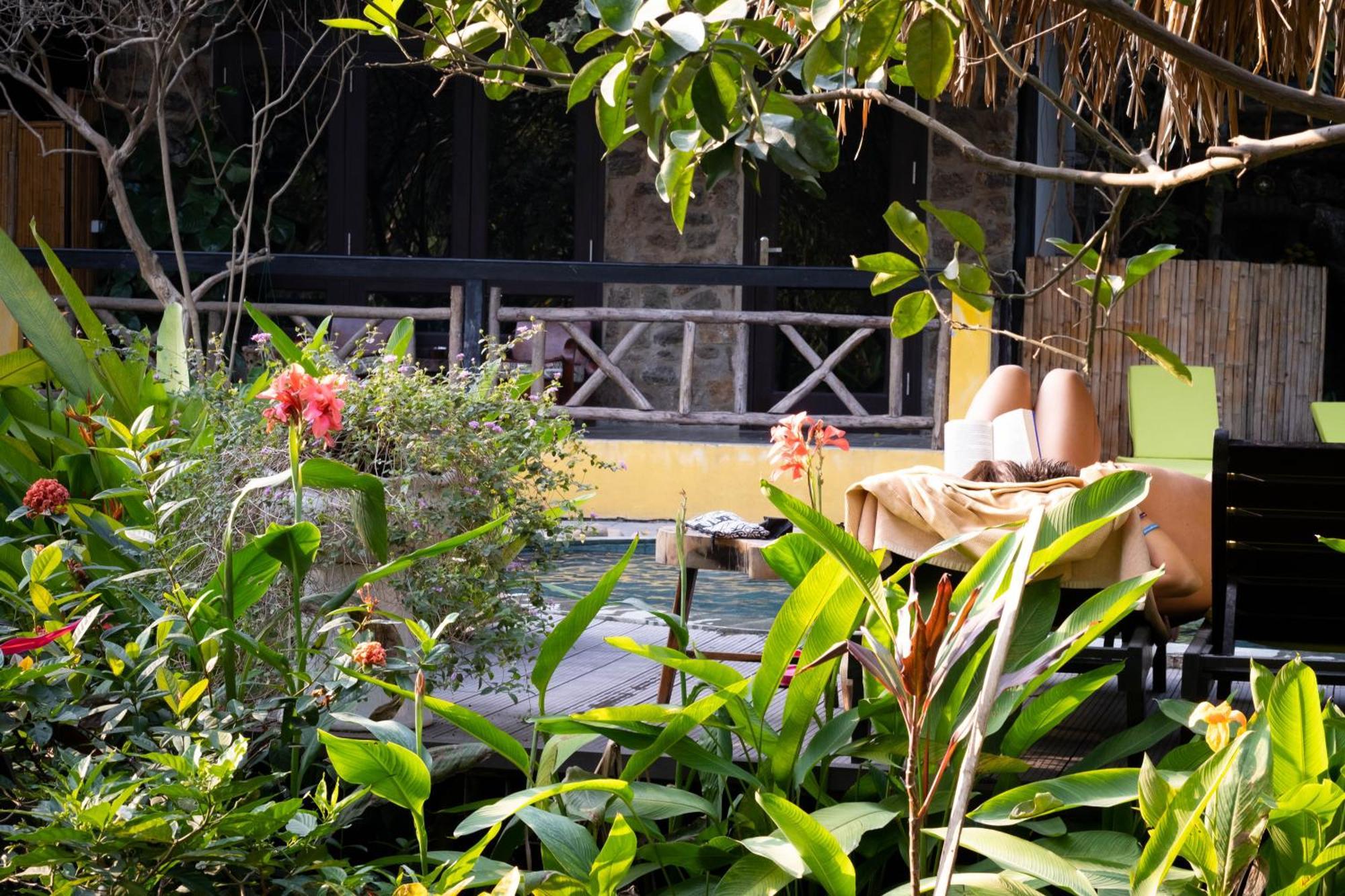 Trang An Ecolodge Ninh Binh Buitenkant foto